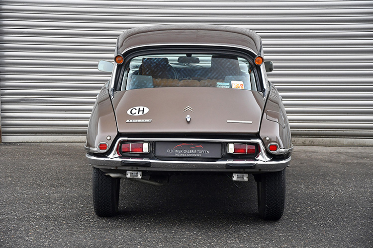 Citroën DS 23 Pallas_08